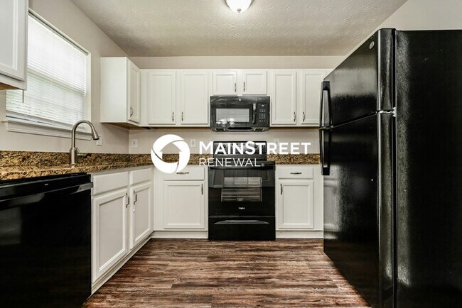 Foto del edificio - 4 Bedroom Pet-Friendly Home in LITHONIA, GA with Main Street Renewal