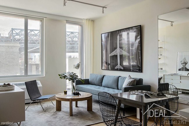 Foto del edificio - 328 Kent Ave