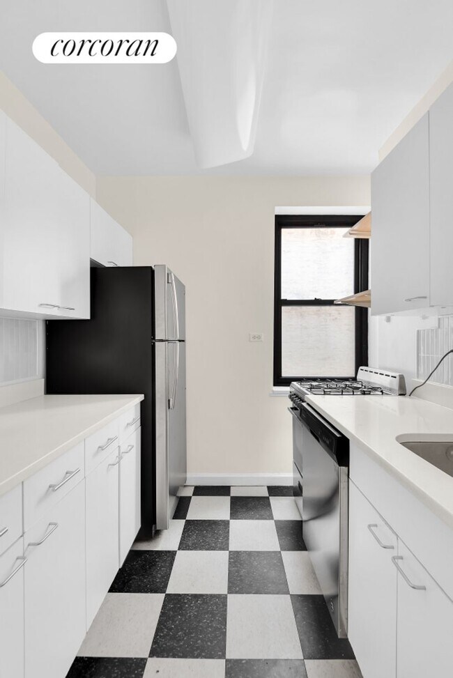 Foto del edificio - 223 E 61st St