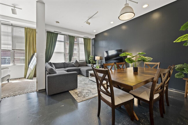 Foto del edificio - 160 E Berkeley St