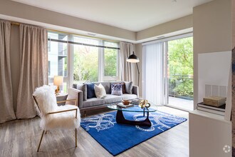 2BR, 2BA - 444 Social