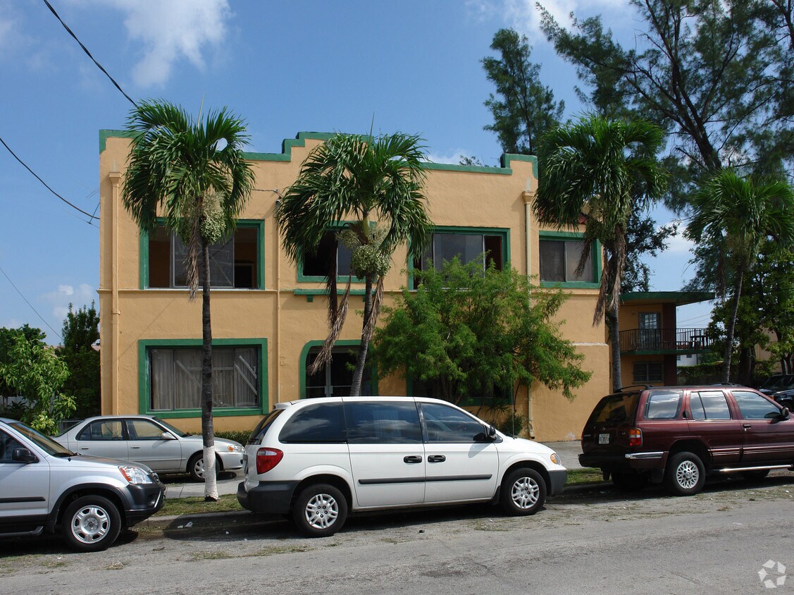 Primary Photo - 1637 SW 5th St