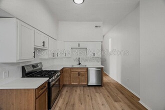 Building Photo - 2928 Texas Ave