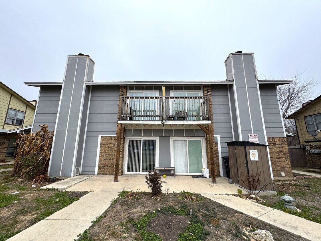 Foto principal - 3003 Lake Rd