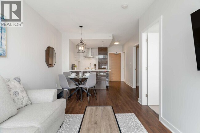 Photo du bâtiment - 1777-1777 W 7th Ave