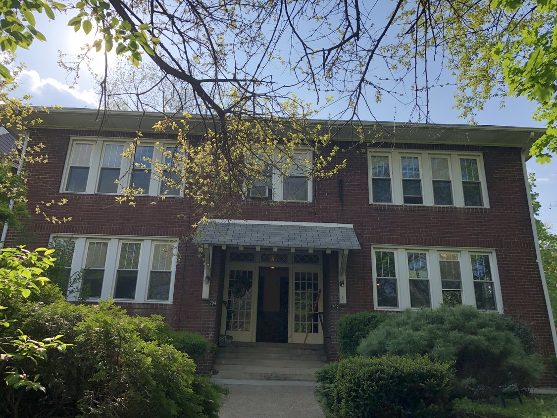 204 S Braddock Ave, Pittsburgh, PA 15221 Apartments in Pittsburgh, PA