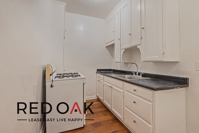 Foto del edificio - ~$200 OFF Each Month~ Spacious, Beautiful ...
