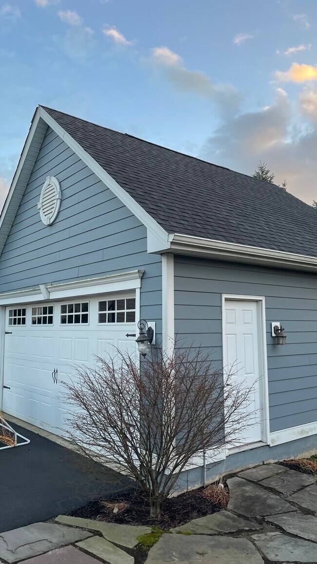 Building Photo - 4722 Plough Tavern Rd