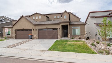 Building Photo - 5412 Silverstone Terrace