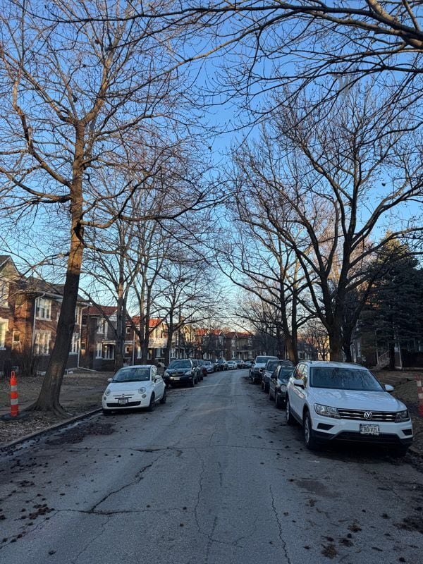 Building Photo - 4962 Lindenwood Ave