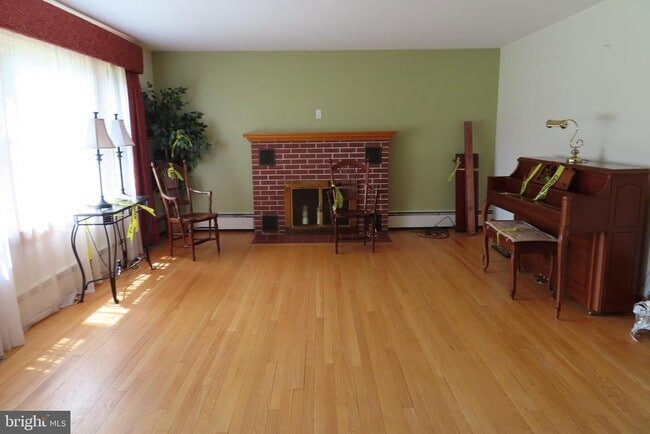 Foto del edificio - 14109 Buchanan Trail W