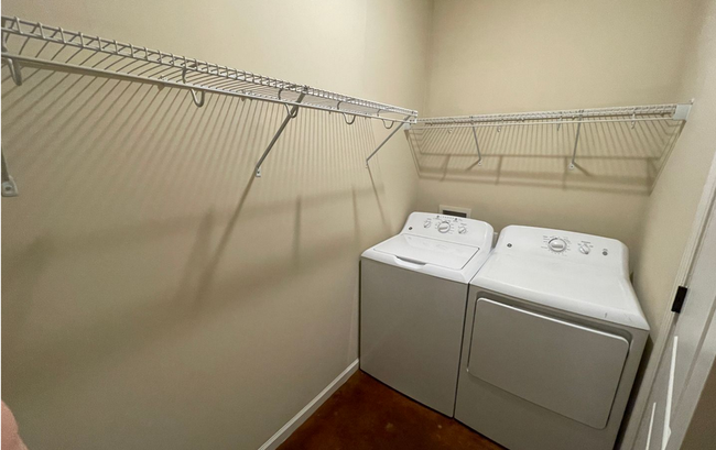 Foto del edificio - 1 BD/1 BA
