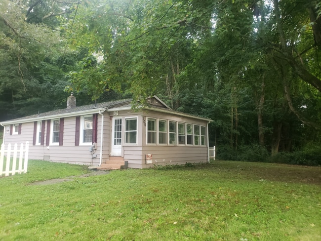 Building Photo - 506 Stafford Rd