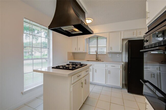 Foto del edificio - 12110 Scottsdale Dr