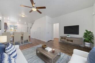 Building Photo - Townhomes at Twenty01