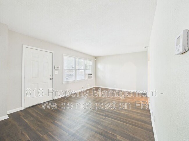 Foto del edificio - 7426 Indiana Ave
