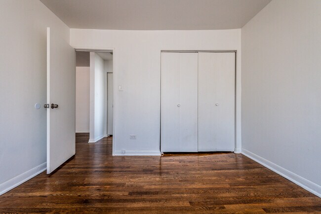 Foto del edificio - 8352 S Ellis Ave