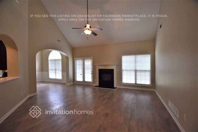 Foto del edificio - 467 Greyhawk Way