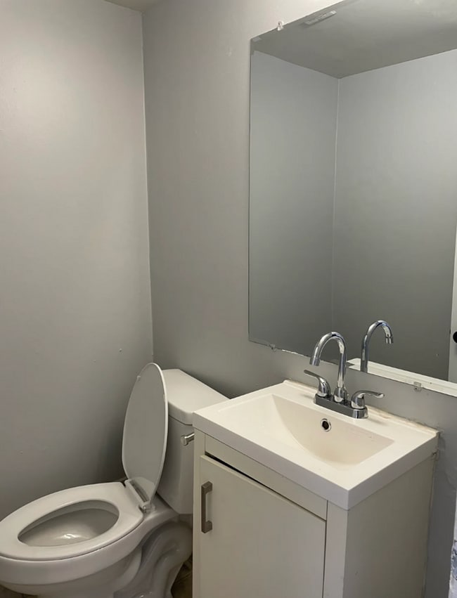 Foto del interior - Spacious, affordable two bedroom townhouse...