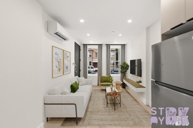 Foto del edificio - 2 bedroom in RIDGEWOOD NY 11385