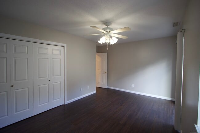 Building Photo - 201 Whetstone Mls