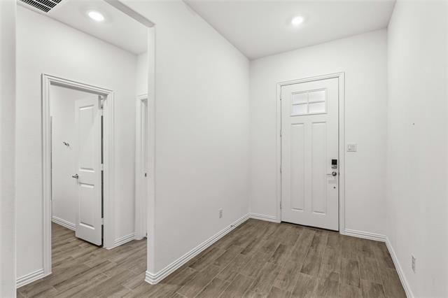 Foto del edificio - 5135 Bancroft Dr