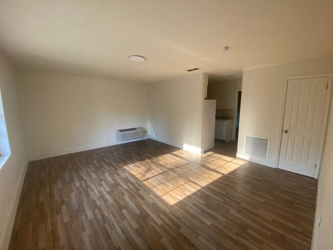 Foto del edificio - 726 N Slemons St