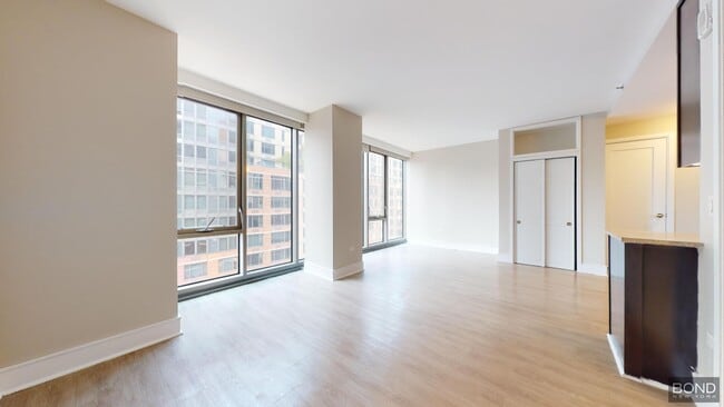 Building Photo - 237 E 34th St