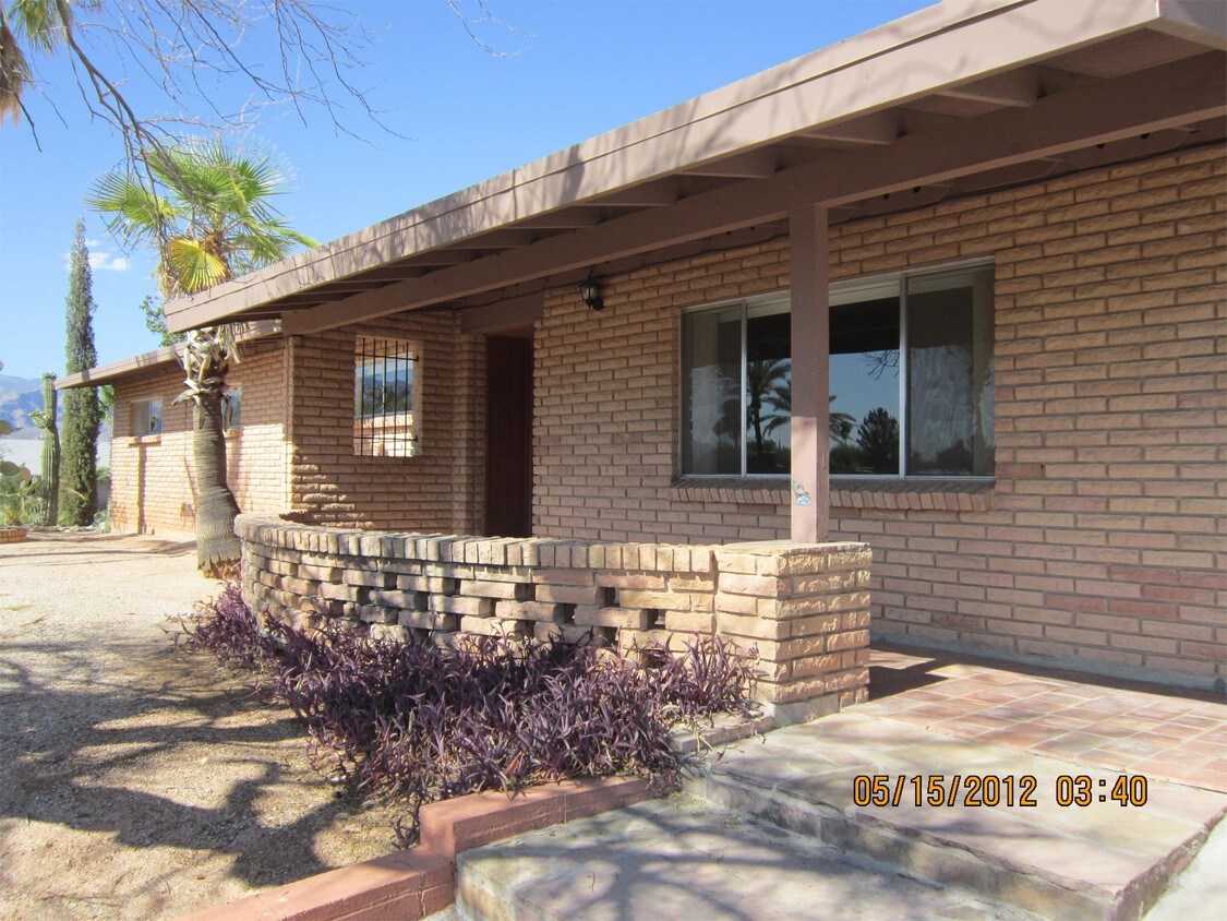 1340 N Ave Ricardo Small, Tucson, AZ 85715 House Rental in Tucson, AZ
