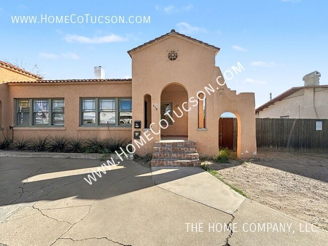 Photo - 540 E Speedway Blvd House