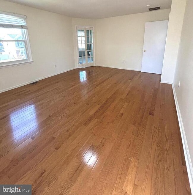 Building Photo - 1321 Butterfield Ln