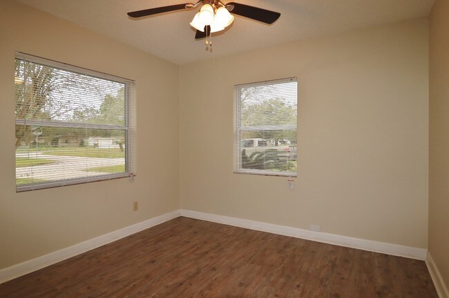 Building Photo - 3641 Abby Ln
