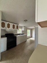 Building Photo - 544 Emily Lp