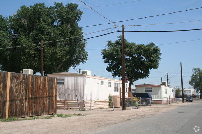 Building Photo - Longview Mobile Home Park