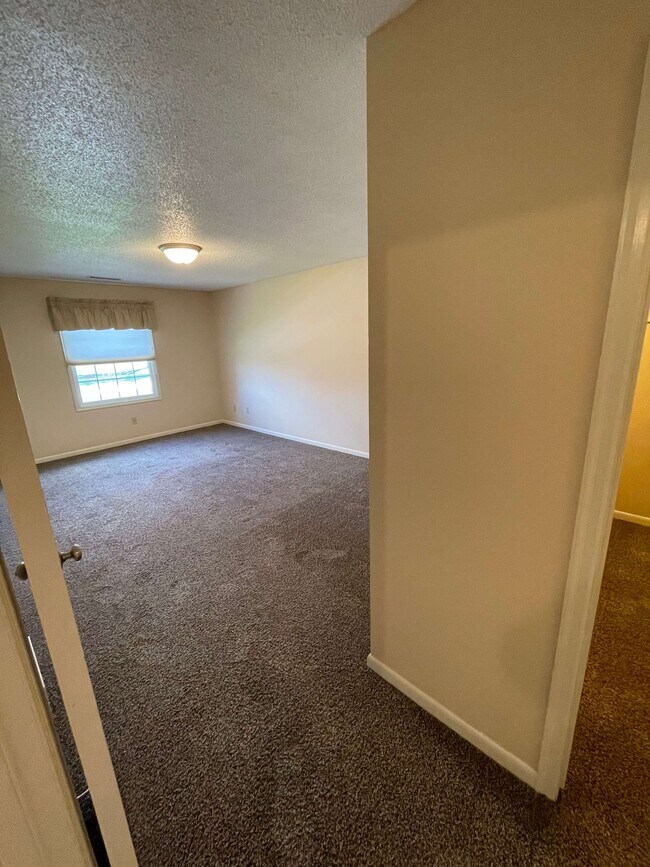 1851 Melrose Ave, Iowa City, IA 52246 Apartments Iowa City, IA