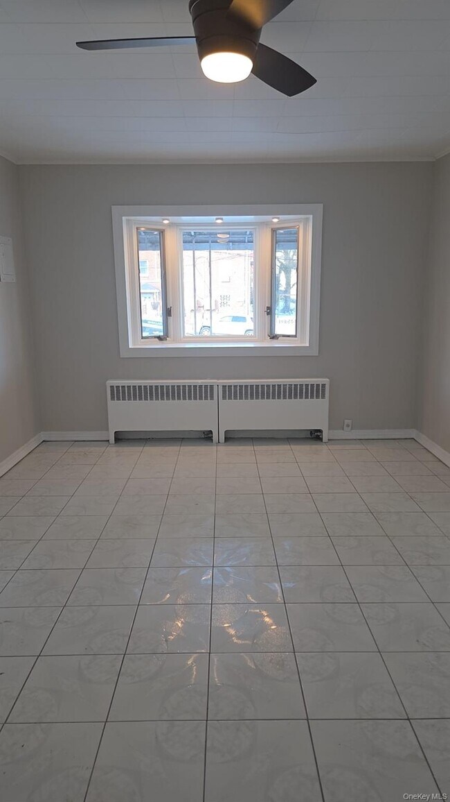 Foto del edificio - 1628 Allerton Ave