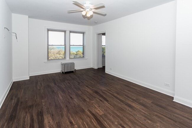 Interior Photo - East Park Tower