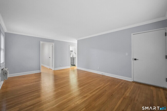 Building Photo - 98 Blachley Rd