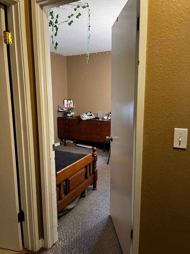 Building Photo - 3055 Treat Blvd