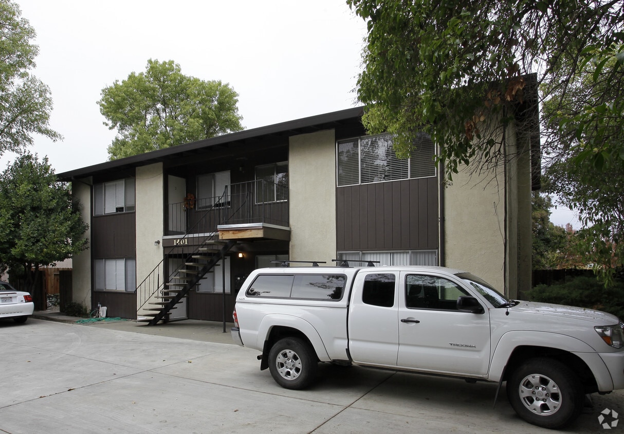 1401 Drake Dr, Davis, CA 95616 Apartments in Davis, CA