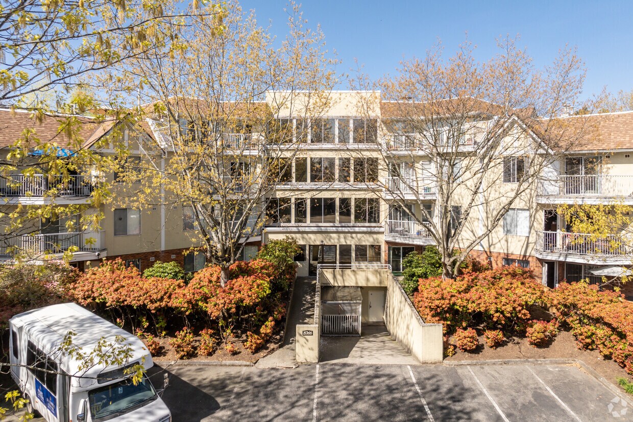 Photo du bâtiment - Pacific Carlton