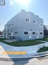 Building Photo - 904-904 Elsmere Ave