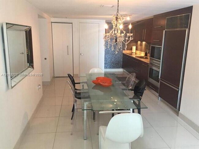 Foto del edificio - 485 Brickell Ave