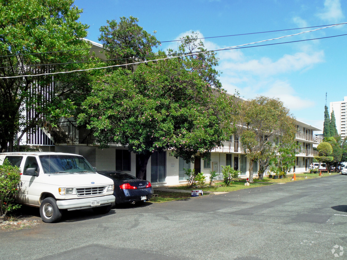 Foto del edificio - 1515 Kewalo St