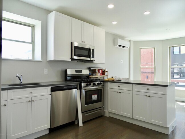 Foto del edificio - 410 Bond St