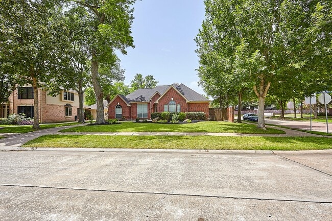 Foto del edificio - 6734 Wildacre Dr