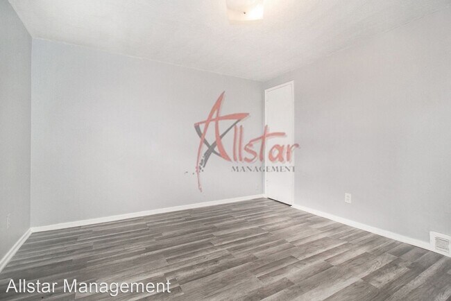 Building Photo - 2 br, 1 bath House - 3119 Cromwell Dr