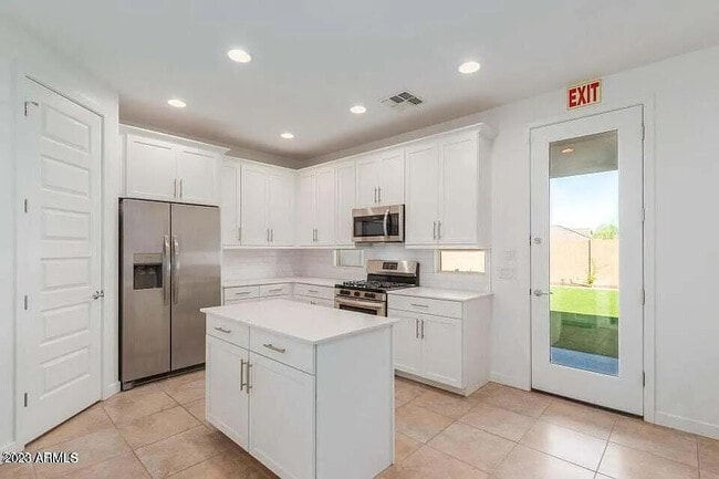 Building Photo - 3741 S 64th Dr