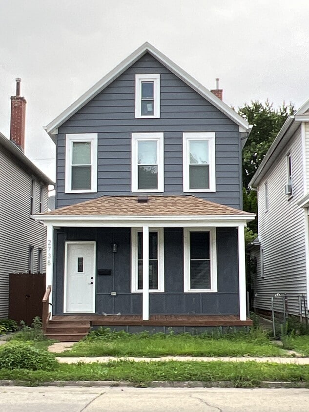 Primary Photo - 2738 Jackson St