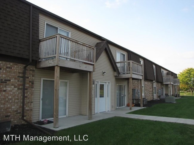 Building Photo - 1 br, 1 bath Apartment - 1424 Picadilly Lane